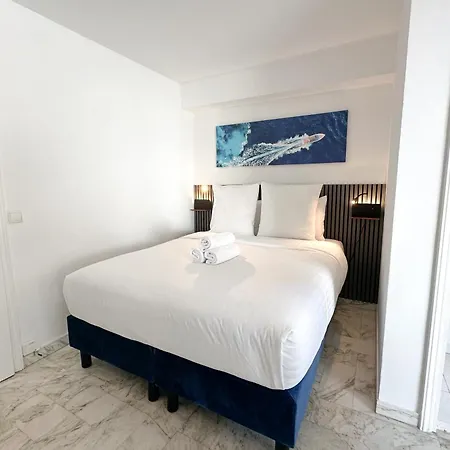 In Center With Terrace Cannes